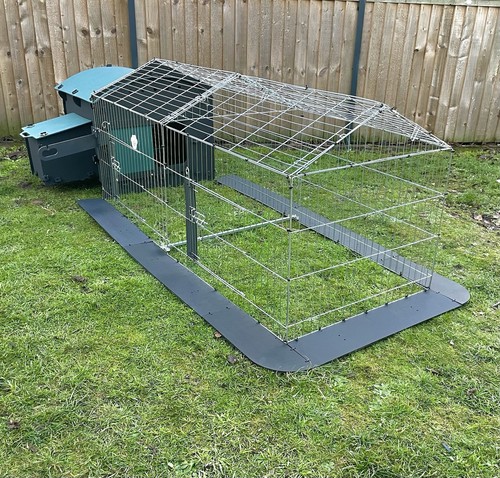Plastic chicken coop and - plastic,