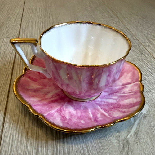 Salisbury bone china tea cup - bone,