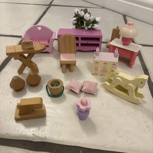 Vintage wooden doll house - doll’s,