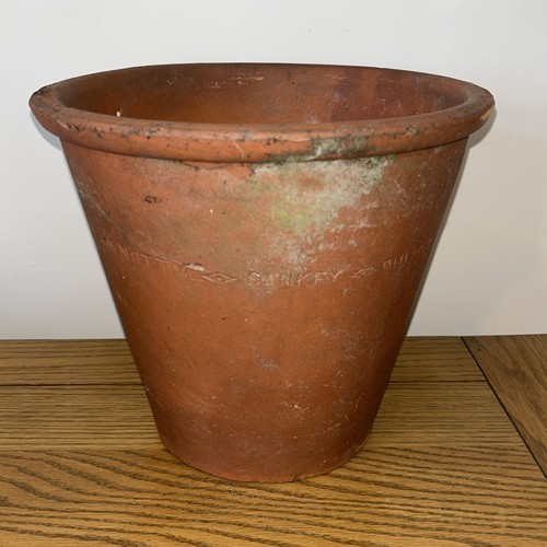 Huge sankey bullwell hand - bullwell,