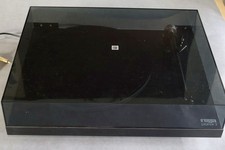 Rega Planar 3 Turntable Black