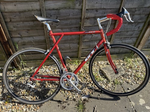 1990 force road bike - gt,
