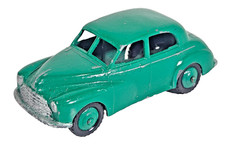 Vintage Dinky Toys 40g 159 Morris Oxford Saloon Diecast Car Green Color 1950-60.