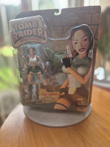 Lara croft crocodile set 1999 - croft,