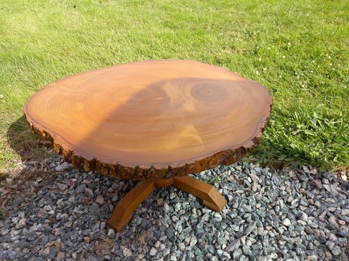 Natural live edge - live, wood