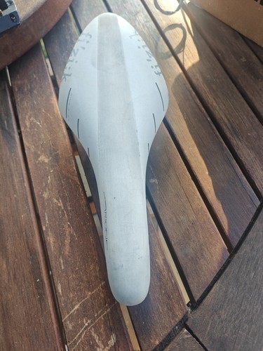 Fizik road bike - bike, saddle