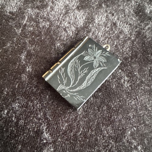 Antique victorian whitby jet - victorian,