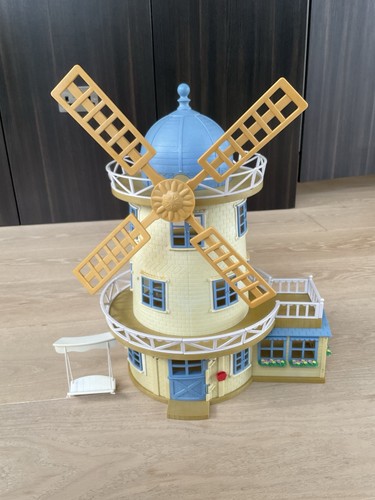 Sylvanian families field view - families,