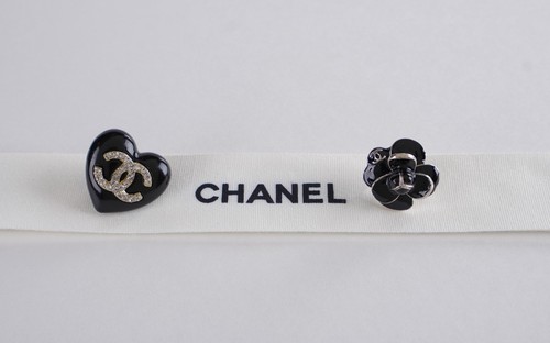 Chanel 2023 christmas - chanel,