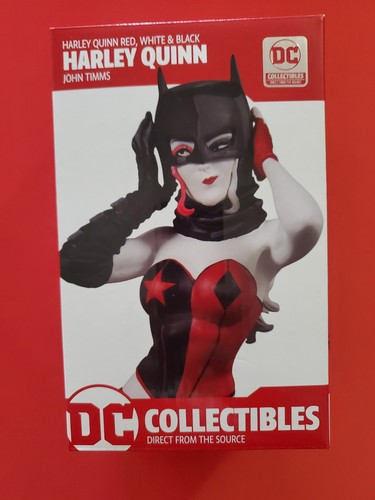 Harley quinn red white and - white,