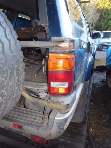Toyota hilux surf driver - toyota, o/s