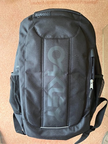 Oakley 25l backpack - backpack, black
