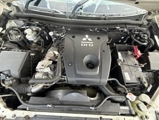 MITSUBISHI L200 ENGINE