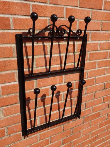 Wrought iron wall mounted - iron,