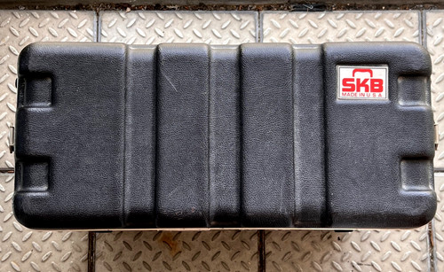 Skb black flight case - 4u,