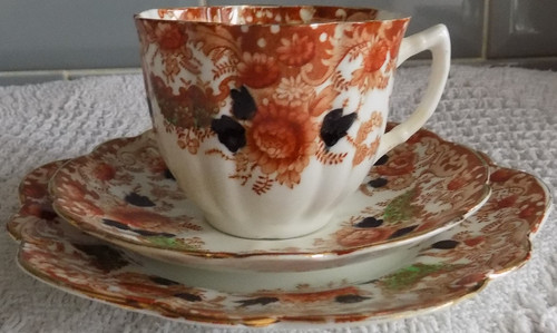 Antique wellington imari china - wellington,