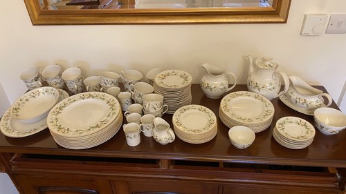 Royal doulton dinner - dinner, tea