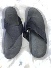 Fitflop Women's Size 6 Good Condition Black Material Flip Flops