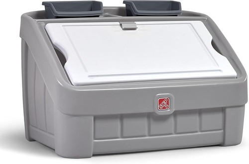 Plastic toy chest with - toy,
