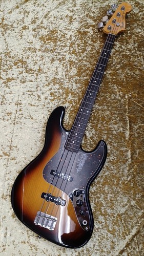 Made japan classic - (fender), in