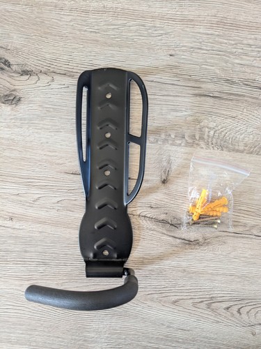 Vertical wall mount bike