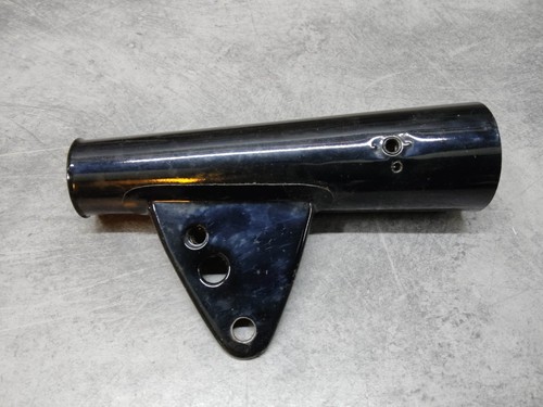 Left headlight hanger black