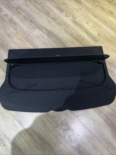 Audi 2010 parcel shelf - 2010, load