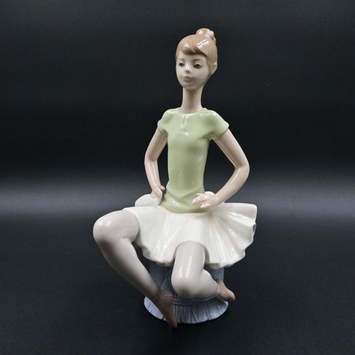 Lladro laura sitting ballerina - lladro,