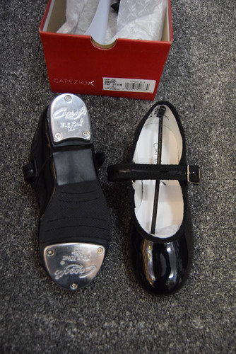 Black patent capezio mary jane