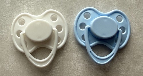 White blue dummy - &,