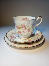 Paragon Victoriana Rose Bone