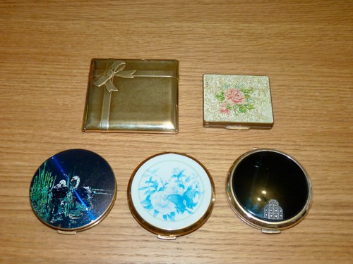 Vintage compact bundle - compact, &