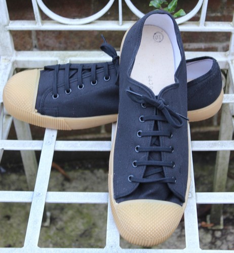 Nos vintage military - -,