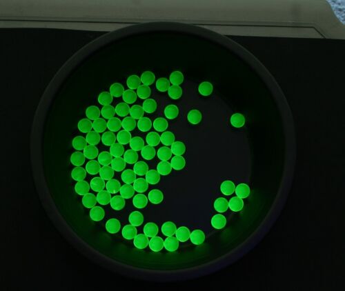 Uranium vaseline glass - x, /
