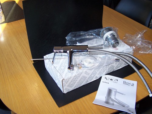 Monobloc basin mixer tap roca - tap,