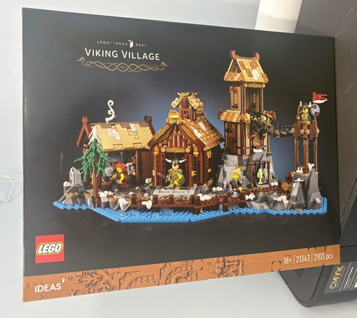 Lego 21343 viking village - viking,