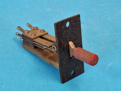 Gpo lever switch pole co - gpo,