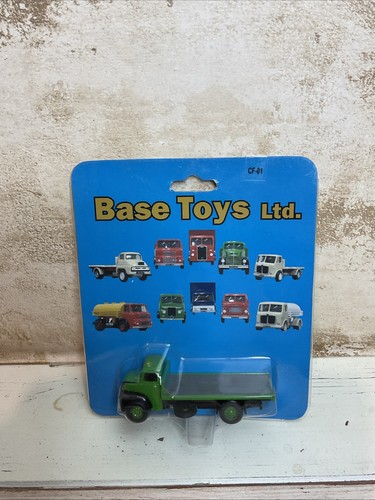 Base toys green leyland - toys,