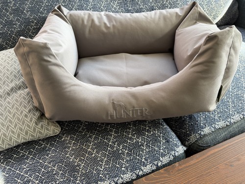 Hunter grey bolster dog bed - grey,