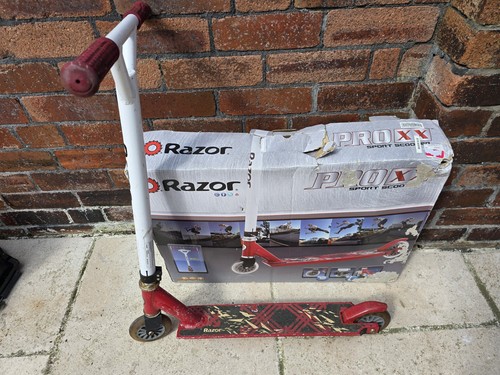 Razor pro model - razor,