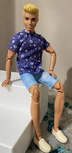 Barbie ken doll made to - 🩵,