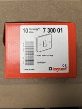 1 Gang 2 Way White Legrand