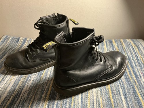 Martens black leather - martens,