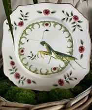 Very rare Anthropologie, Lou Rota, Nature Table,Praying Mantis Plate 9” Diameter