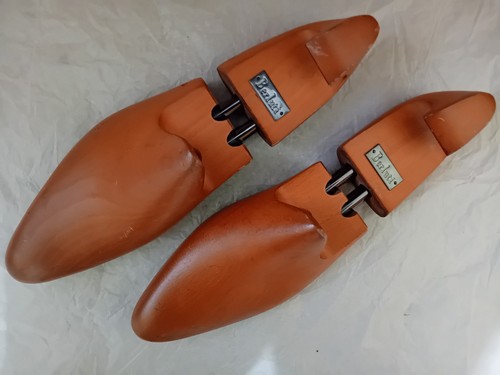 Berluti wooden shoe trees - wooden,
