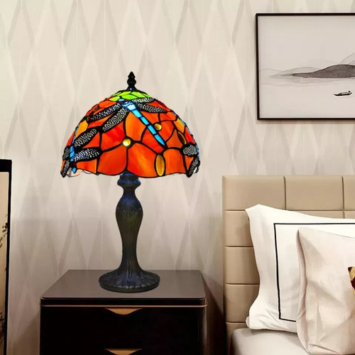 Tiffany style table lamp - style,