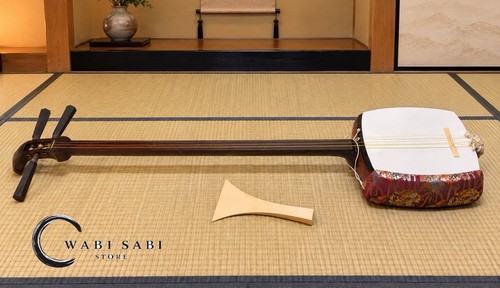 Japanese shamisen practice - japanese,