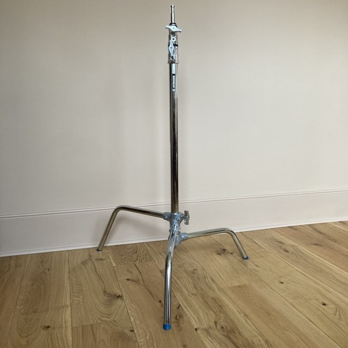 Avenger stand with - c-stand,