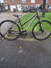 Ladies Giant Hybrid Bike 18"