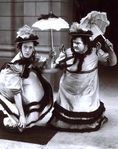 Laurel and hardy women - hardy, women's